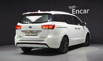 Kia Canival 2016, 131096 км, за 12900000 KRW