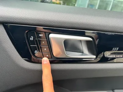 Porsche Cayenne 2021, 85000 км, за 418000 CNY - фото 28