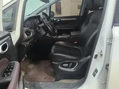 GAC Motor Trumpchi M6 2023, 50199 км, за 79800 CNY - фото 9