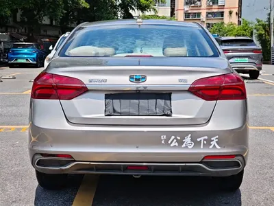 Geely Emgrand 2018, 86000 км, за 10200 CNY - фото 6