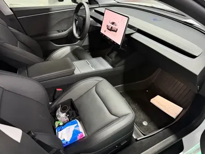 Tesla Model 3 2025, 12000 км, за 158000 CNY - фото 8