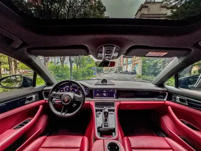 Porsche Panamera 2022, 48000 км, за 598000 CNY - фото 7