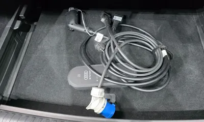 Audi Q4 e-tron 2022, 24335 км, за 34900000 KRW - фото 32