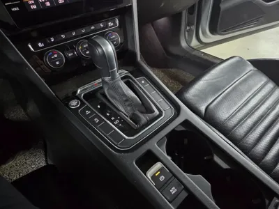 Volkswagen Passat 2018, 340255 км, за 10990000 KRW - фото 9