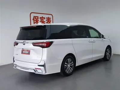Buick GL8 2020, 104400 км, за 123900 CNY