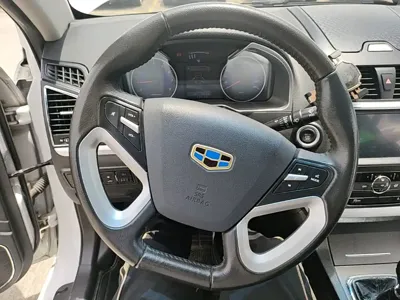Geely Emgrand 2016, 136100 км, за 13300 CNY - фото 11