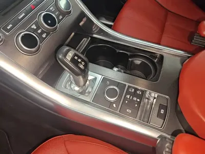 Land Rover Sport 2017, 145800 км, за 245300 CNY - фото 9
