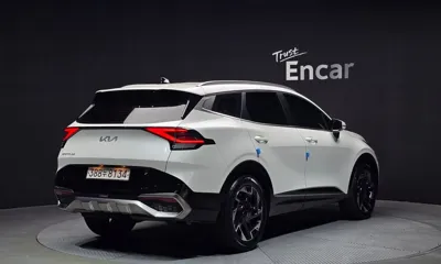 Kia Sportage 2023, 62725 км, за 20200000 KRW