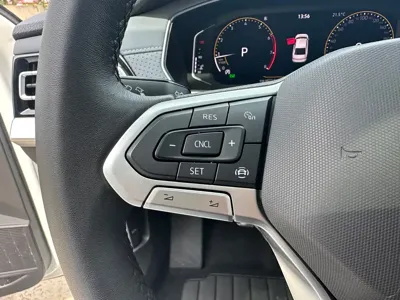 Volkswagen Lavida 2023, 44000 км, за 88800 CNY - фото 8