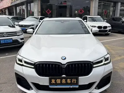 BMW 5 Series 2022, 90000 км, за 162800 CNY