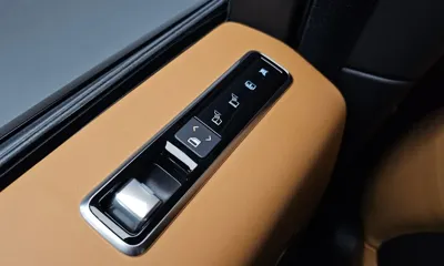 Land Rover Range Rover 2022, 48089 км, за 88990000 KRW - фото 39