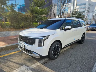 Kia Canival · 2025 год