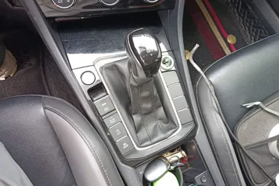 Volkswagen Sagitar 2019, 81500 км, за 75285.42 CNY - фото 13