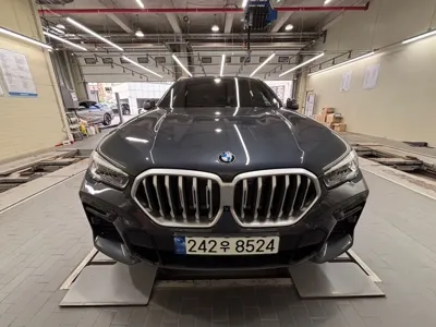 BMW X6 · 2022 год