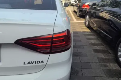 Volkswagen Lavida 2019, 36600 км, за 62187.17 CNY - фото 9