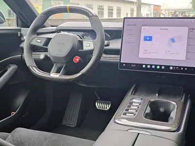 Xiaomi SU7 Ultra 2025, 9000 км, за 418000 CNY - фото 9
