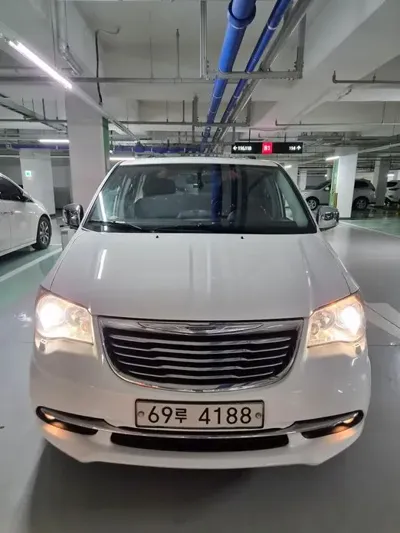 Chrysler Grand Voyager 2014, 120000 км, за 9900000 KRW - фото 12