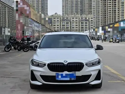 BMW 1 Series 2023, 40000 км, за 97100 CNY - фото 2