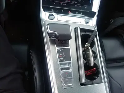 Audi A7 2024, 34900 км, за 328300 CNY - фото 14