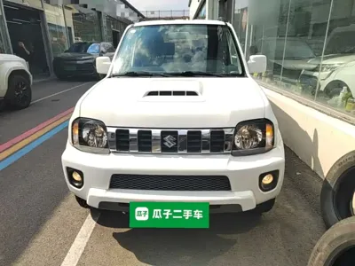Suzuki Jimny 2018, 72400 км, за 90100 CNY