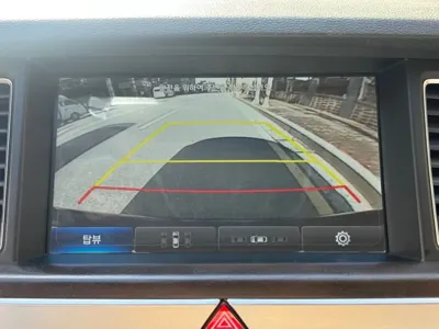 Hyundai Genesis 2016, 167117 км, за 8900000 KRW - фото 17