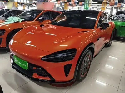 Xiaomi 小米YU7 2025, 9000 км, за 221200 CNY