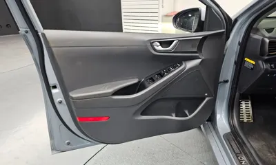 Hyundai Ioniq 2018, 78874 км, за 12000000 KRW - фото 24