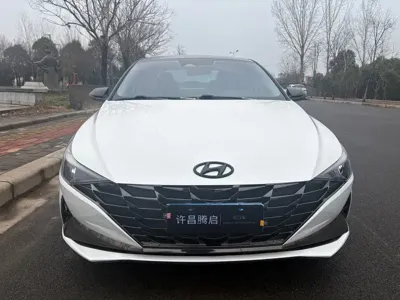 Hyundai Elantra 2023, 60000 км, за 81800 CNY - фото 2