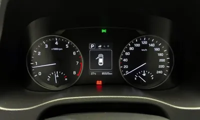Hyundai Avante 2017, 85525 км, за 10900000 KRW - фото 8