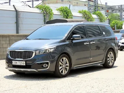 Kia Canival 2018, 132431 км, за 12000000 KRW