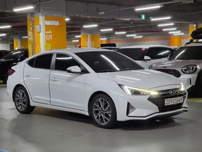 Hyundai Avante · 2019 год