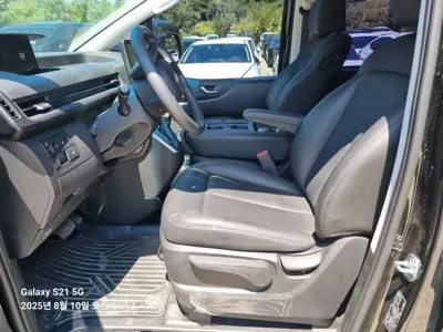 Hyundai Staria 2025, 11300 км, за 99990000 KRW - фото 9