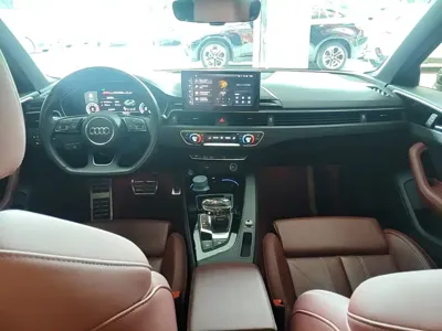 Audi A4L 2023, 76800 км, за 134200 CNY - фото 10