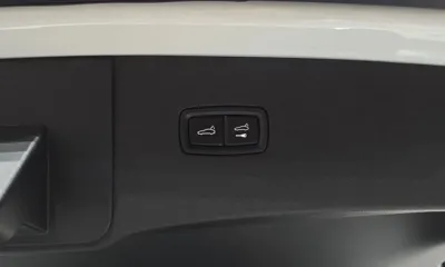 Porsche Cayenne 2020, 21670 км, за 88900000 KRW - фото 20
