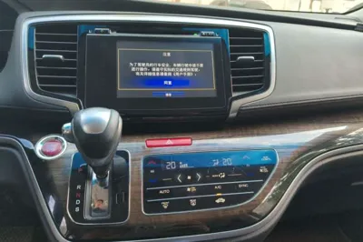 Honda Odyssey 2017, 131000 км, за 86793.44 CNY - фото 13