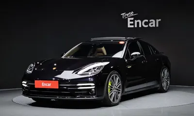 Porsche Panamera · 2023 год