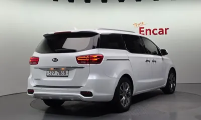 Kia Canival 2019, 180784 км, за 11900000 KRW - фото 2