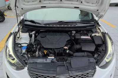 Hyundai Elantra (5th Generation 2016, 107100 км, за 42855.83 CNY - фото 24