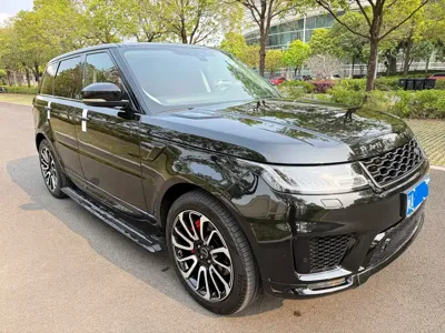 Land Rover Sport 2019, 90000 км, за 339799 CNY