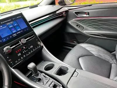 Toyota Avalon 2022, 97000 км, за 123800 CNY - фото 6