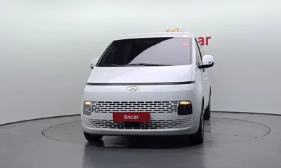 Hyundai Staria 2023, 3115 км, за 27500000 KRW