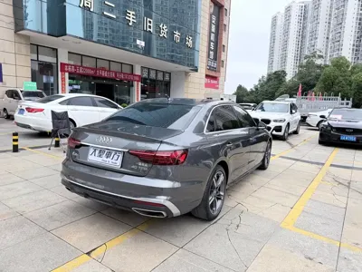 Audi A4L 2020, 80000 км, за 126800 CNY - фото 10