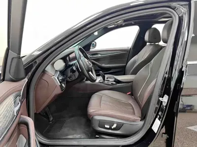 BMW 5 Series 2021, 75000 км, за 181800 CNY - фото 8