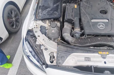 Mercedes-Benz C-Class 2017, 140500 км, за 69923.91 CNY - фото 23