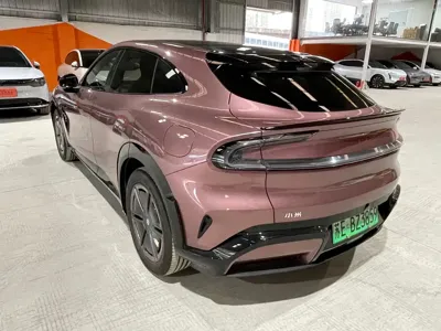 Xiaomi 小米YU7 2025, 13000 км, за 228000 CNY - фото 8