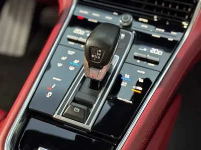 Porsche Panamera 2021, 80000 км, за 658000 CNY - фото 18