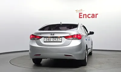 Hyundai Avante 2013, 127420 км, за 4200000 KRW