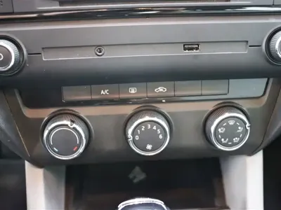 Skoda Octavia 2015, 132000 км, за 39800 CNY - фото 18