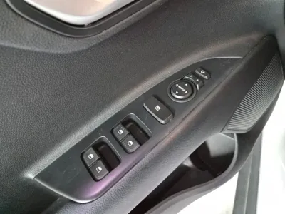 Kia Stonic 2020, 57599 км, за 11900000 KRW - фото 11