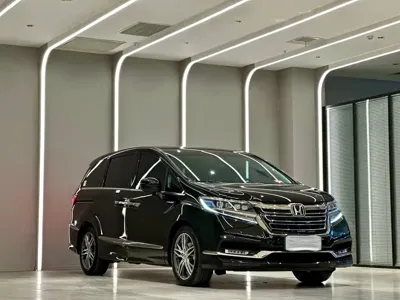 Honda Elysion 2021, 60000 км, за 158000 CNY